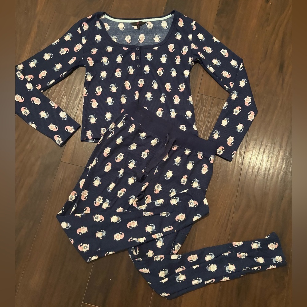 NOBO size Small Navy blue pjs with fun garden gnome pattern. Cozy lounge wear
